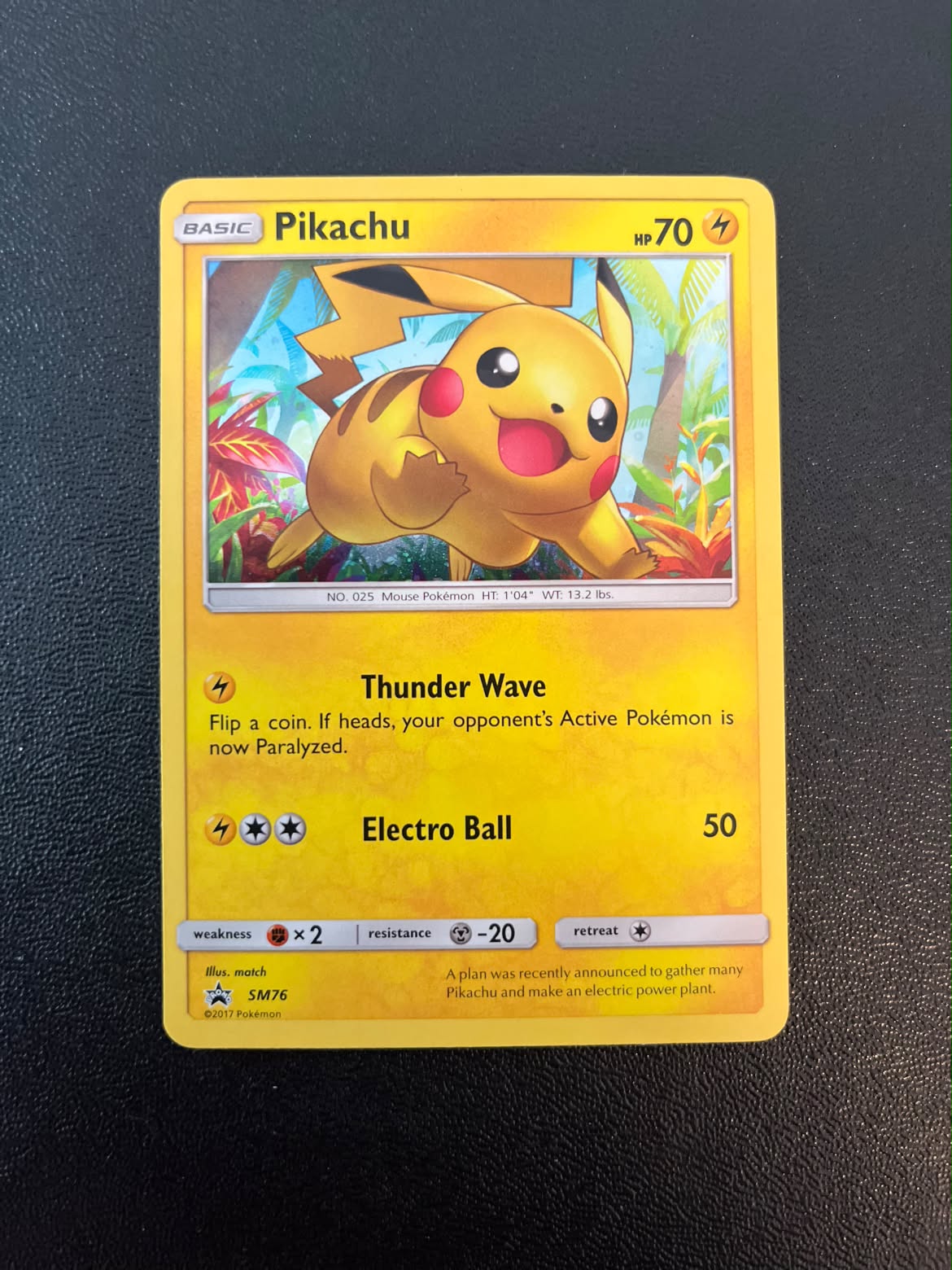 Pikachu SM Black Star Promos 76 - Excellent (Se billeder af det konkrete kort)